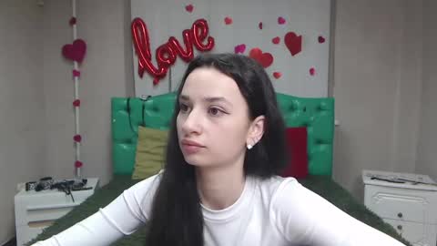 Snapshot of jessicabreez chatting on May 2026 05:02:01 AM JessicaBreez online show from May 2026 05:02:01 AM