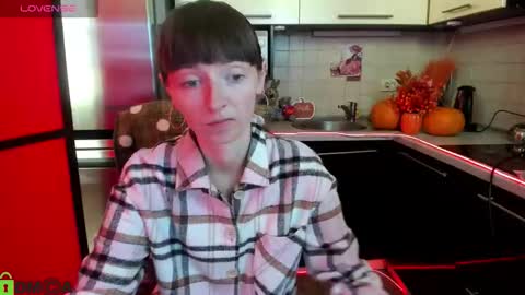 jessicaforris online show from September 2025 07:01:01 AM