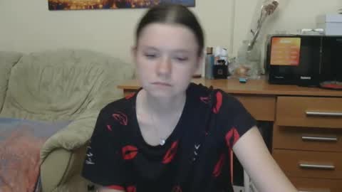 jessicaholland1 online show from May 2026 07:10:02 PM