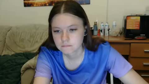 Snapshot of jessicaholland1 chatting on June 2026 06:44:01 PM jessicaholland1 online show from June 2026 06:44:01 PM