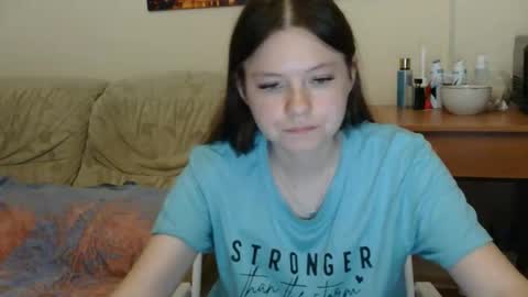 Snapshot of jessicaholland1 chatting on June 2026 06:08:02 PM jessicaholland1 online show from June 2026 06:08:02 PM