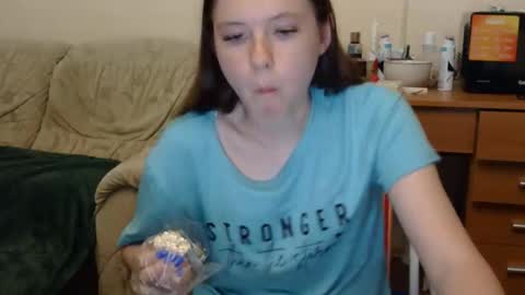 Snapshot of jessicaholland1 chatting on June 2026 06:41:01 PM jessicaholland1 online show from June 2026 06:41:01 PM