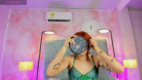 JESSI AND NAOMI online show from November 2025 11:04:02 PM