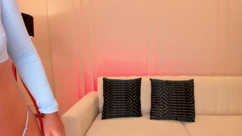 JESS online show from February 2025 04:39:02 PM