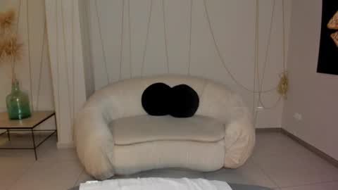 JESS online show from February 2025 01:19:02 PM