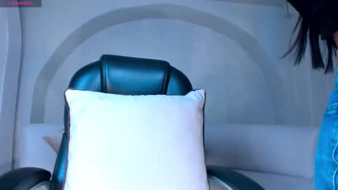 JESS online show from October 2025 09:40:02 AM