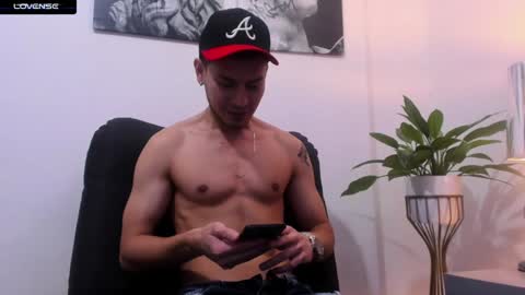 Jessid online show from December 2024 05:52:01 PM