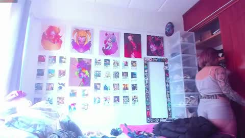 Snapshot of jessie_williams_01 chatting on December 2025 05:17:01 PM Your Sweet Angel online show from December 2025 05:17:01 PM