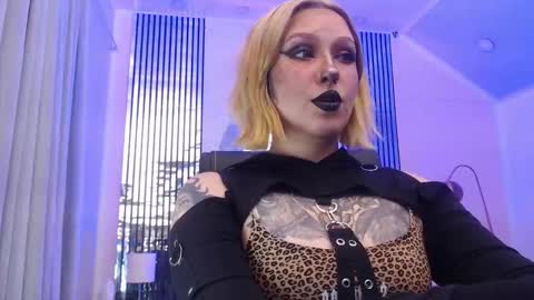 Snapshot of jessie_williams_01 chatting on January 2026 07:49:02 PM Your Sweet Angel online show from January 2026 07:49:02 PM