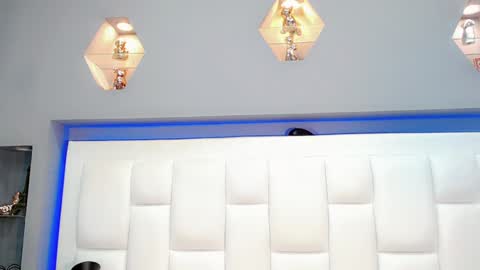 Snapshot of jessieafrodita chatting on February 2025 03:53:02 PM Jessieafroditas room online show from February 2025 03:53:02 PM