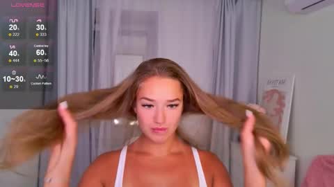 Jessi online show from September 2025 02:17:02 PM