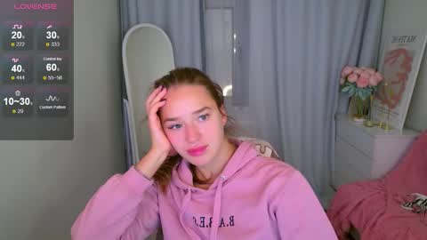 Jessi online show from October 2025 02:05:02 PM