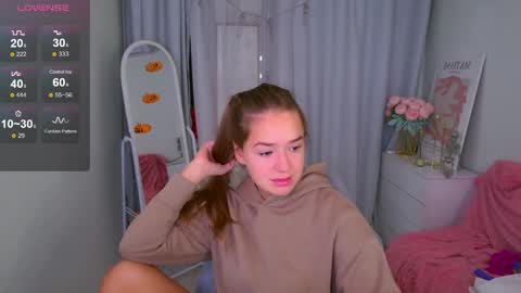 Jessi online show from October 2025 01:56:01 PM