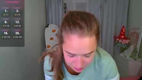 Jessi online show from October 2025 01:51:01 PM