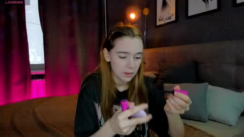 Snapshot of jessiexxiv chatting on October 2025 06:43:01 AM Jessie online show from October 2025 06:43:01 AM