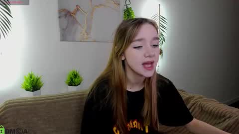 Snapshot of jessiexxiv chatting on November 2025 08:46:02 AM Jessie online show from November 2025 08:46:02 AM