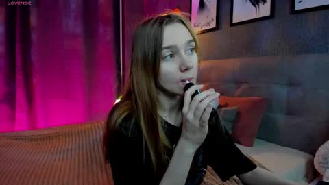 Snapshot of jessiexxiv chatting on November 2025 08:47:02 AM Jessie online show from November 2025 08:47:02 AM