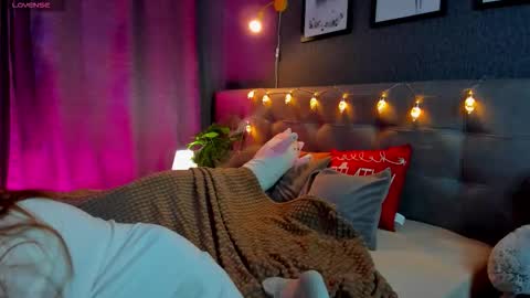 Snapshot of jessiexxiv chatting on December 2025 09:13:02 AM Jessie online show from December 2025 09:13:02 AM