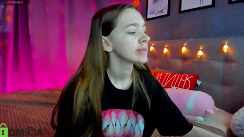 Snapshot of jessiexxiv chatting on December 2025 09:29:02 AM Jessie online show from December 2025 09:29:02 AM