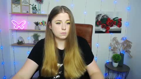 Jess online show from March 2025 07:19:01 AM