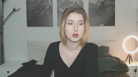 jessstonem online show from September 2025 07:50:02 PM