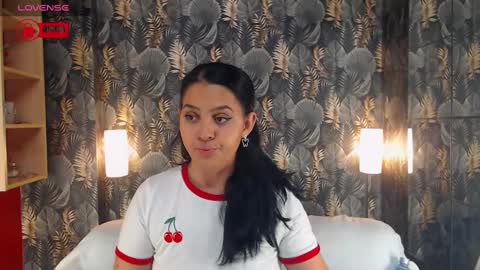 Snapshot of jessthewicked chatting on December 2024 06:08:01 PM JessTheWicked online show from December 2024 06:08:01 PM