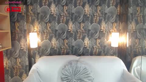 Snapshot of jessthewicked chatting on December 2024 08:49:02 PM JessTheWicked online show from December 2024 08:49:02 PM