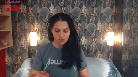 Snapshot of jessthewicked chatting on January 2025 07:21:01 PM JessTheWicked online show from January 2025 07:21:01 PM