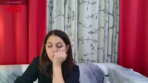 Snapshot of jessthewicked chatting on October 2025 07:33:01 PM JessTheWicked online show from October 2025 07:33:01 PM