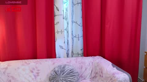 Snapshot of jessthewicked chatting on October 2025 12:06:01 PM JessTheWicked online show from October 2025 12:06:01 PM