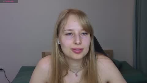 Snapshot of jessy_comely chatting on July 2026 06:34:02 PM Jessy online show from July 2026 06:34:02 PM