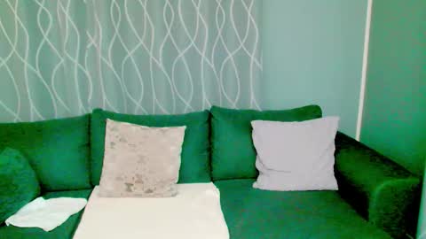 jessy curt online show from September 2025 03:19:01 AM