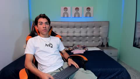 Jessy Mateus online show from December 2024 08:45:01 PM