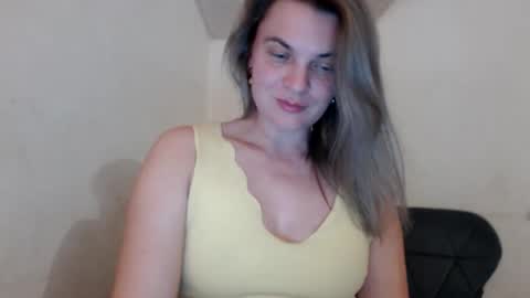 jessyangels online show from April 2026 07:20:02 PM