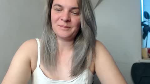 jessyangels online show from April 2026 07:37:02 AM