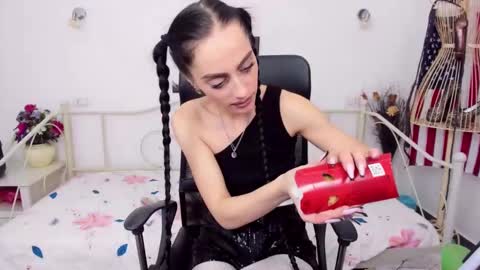 Jessy online show from January 2025 06:41:02 PM