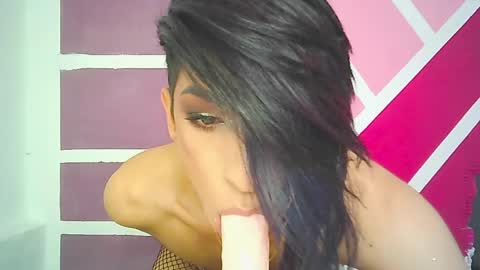 Snapshot of jet_clomet21 chatting on June 2026 08:26:01 PM Ale online show from June 2026 08:26:01 PM