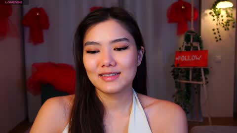 Hi all. My name is Naomi and Im glad to see you in my room  online show from January 2025 04:02:02 PM