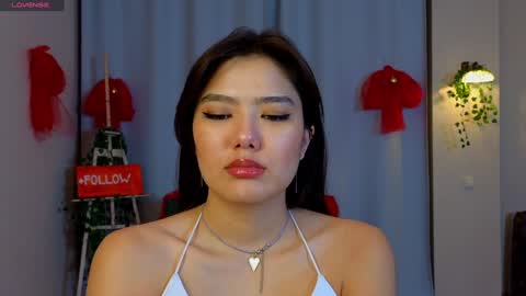 Hi all. My name is Naomi and Im glad to see you in my room  online show from January 2025 04:08:02 PM