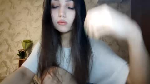 I am Gina ntmu Lets hit 10 Thumbs Up together online show from March 2026 03:26:02 PM