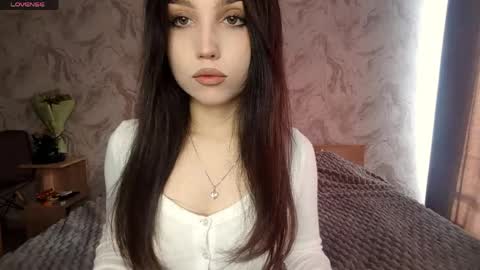 I am Gina ntmu Lets hit 10 Thumbs Up together online show from April 2026 11:19:01 AM