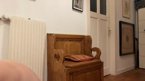 me online show from December 2025 02:05:02 AM