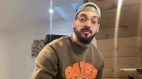 Snapshot of jeunemek00779042 chatting on February 2025 02:53:02 PM JEUNEMEK007 online show from February 2025 02:53:02 PM