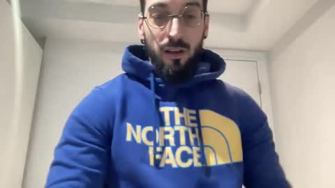 Snapshot of jeunemek00779042 chatting on February 2025 11:15:02 PM JEUNEMEK007 online show from February 2025 11:15:02 PM