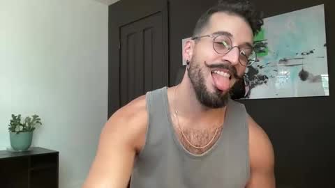 Snapshot of jeunemek00779042 chatting on September 2025 03:44:02 PM JEUNEMEK007 online show from September 2025 03:44:02 PM