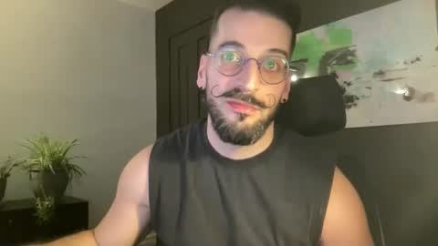 Snapshot of jeunemek00779042 chatting on December 2025 02:42:02 AM JEUNEMEK007 online show from December 2025 02:42:02 AM