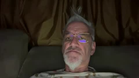 jewlronny online show from December 2025 06:12:02 PM