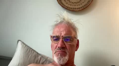 jewlronny online show from April 2026 02:55:02 PM