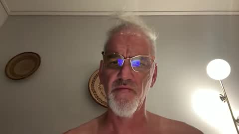 jewlronny online show from April 2026 08:02:01 PM