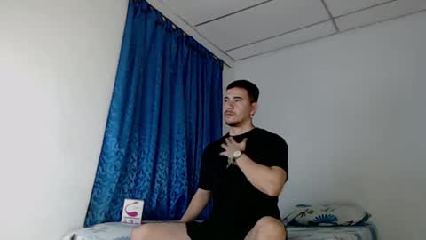 Juan David online show from February 2025 10:59:01 AM